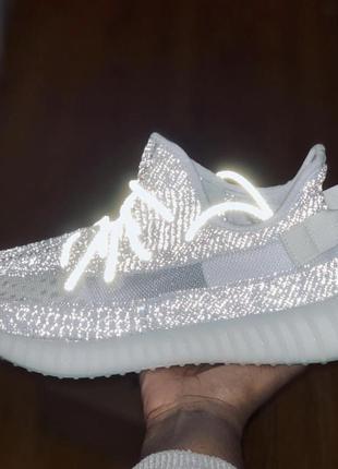 Yeezy boost 350 v2 reflective кроссовки в наличии !