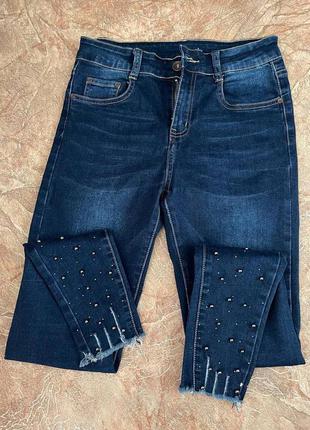 Женские джинсы с завышенной талией5 фото