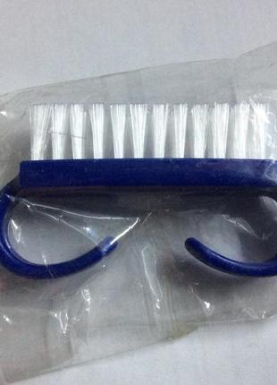 Щіточка для манікюру avon