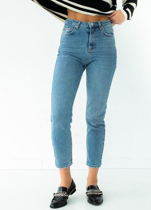 Приталенные джинсы с высокой талией3 фото