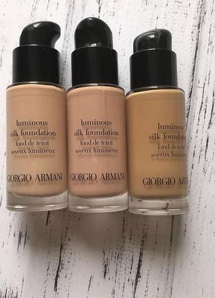 Тональний крем giorgio armani white luminous silk foundation4 фото