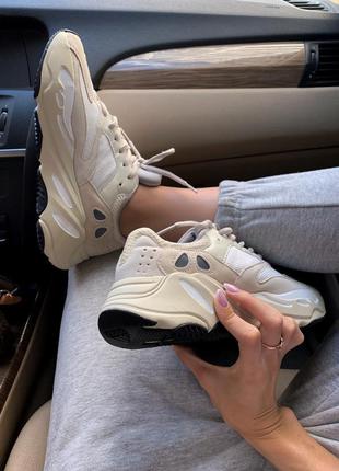 Кросівки yeezy 700 analog кросівки7 фото