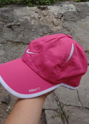 Кепка nike "feather light dri- fit"
