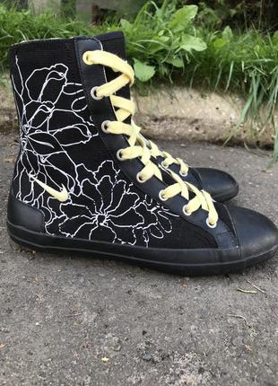 Високі кеди