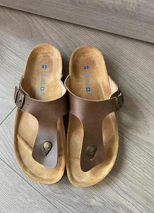 Шльопанці в стилі birkenstock 43