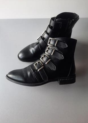 Ботинки/черевики/чобітки