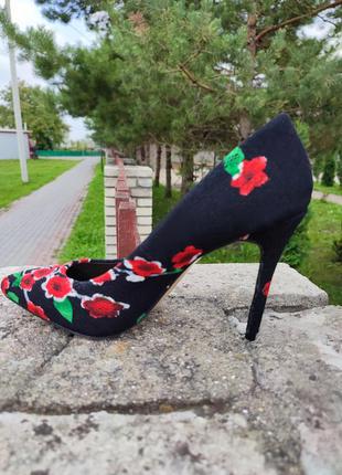 Шикарні , текстильні в квіти туфлі на шпильці від primark4 фото