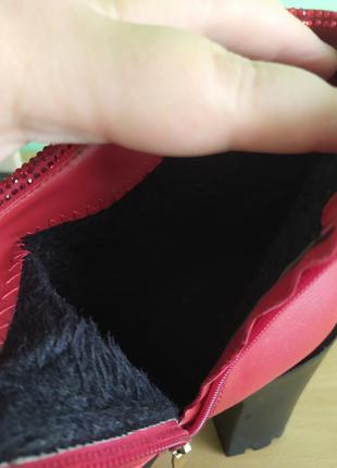 Стильні шкіряні полусапожки