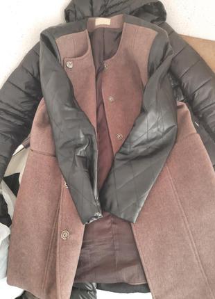 Пальто жіноче на осінь