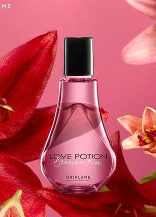 Парфюмированный спрей для тела love potion blossom kiss3 фото