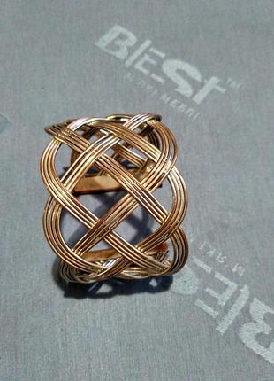 Браслет на руку