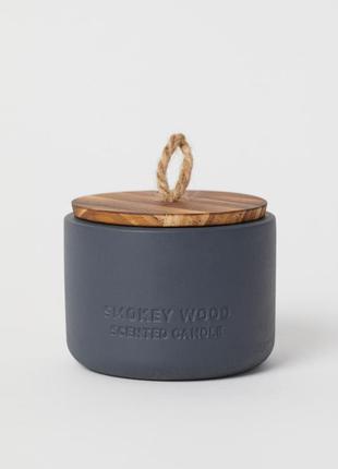 Ароматична свічка h&m home smokey wood