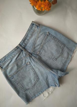 Шорты джинсовые, мом, с вышивкой и бахромой2 фото