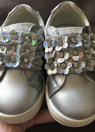 Стильні срібні кросівочки-туфлі «казка», 21 розмір