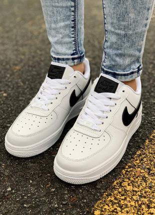 Кроссовки nike air force 1 white ‘black logo’ белые с чёрным логотипом3 фото