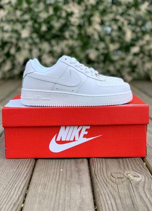 Кроссовки nike air force 1’07 white белые6 фото