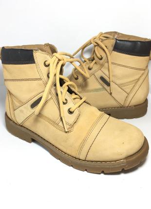 Оригинальные кожаные ботинки geox