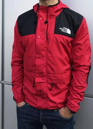 Ветровка tnf 1985 seasonal mountain jacket (черно-красная)2 фото