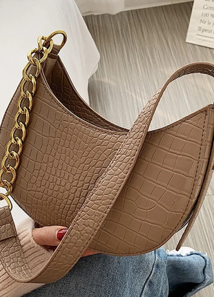 Женская кожаная светло-коричневая сумка/женский клатч/сумочка/бананка на грудь с цепочко