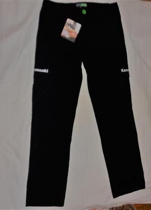 Брюки с боковыми карманами