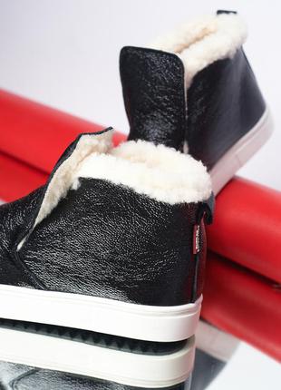 Детские кожаные ботинки на меху, разные цвета