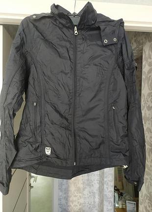 Ветровка куртка