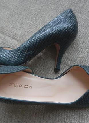 Італійські брендові шкіряні туфельки, ялівцевого кольору. 37р. hobbs