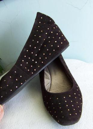 Коричневые замшевые туфли с кристаллами marinety 39р стелька 25.5 см