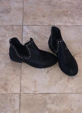 Туфлі шкіряні