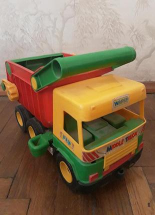 Игрушечный грузовик middle truck