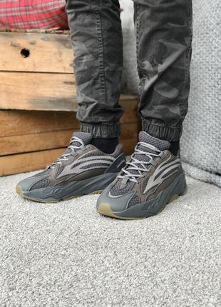 🌪adidas yeezy boost 700 v2 black/brown 10