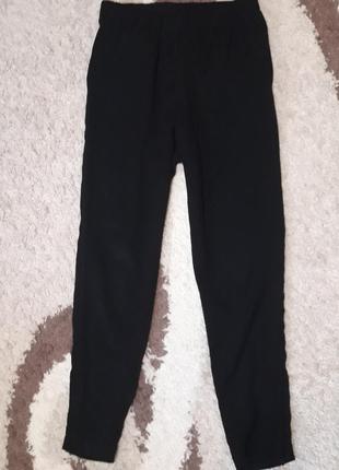 Классные штаны/брюки с замочками h&m pp.xs