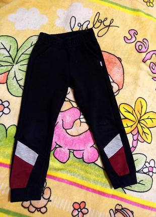 Спортивні штани