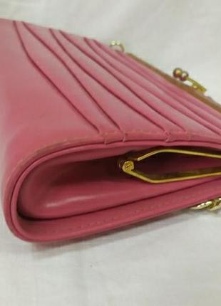 Вінтажна рожева сумочка з довгою ручкою ланцюжком.4 фото