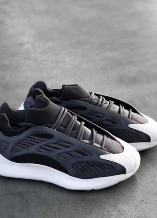 Кроссовки мужские adidas yeezy boost 700 v3 черные/серые (адидас изи буст, кроссівки)