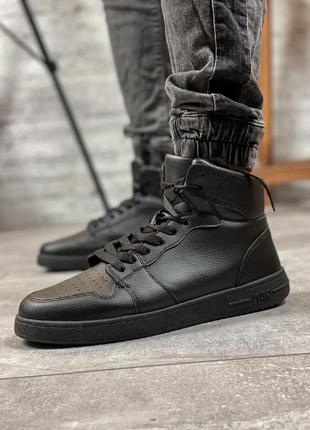 Чоловічі високі повністю демісезонні чорні кросівки під бренд 🆕 недорогі кросівки4 фото