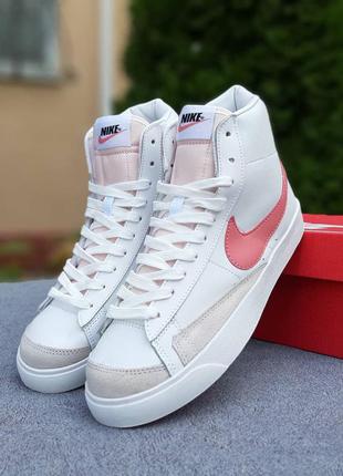 Кроссовки женские nike blazer mid белые с пудрой7 фото