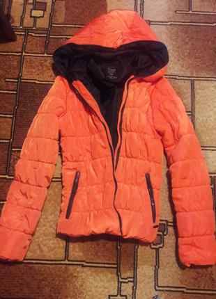 Курточка теплая zara 38 40 размер