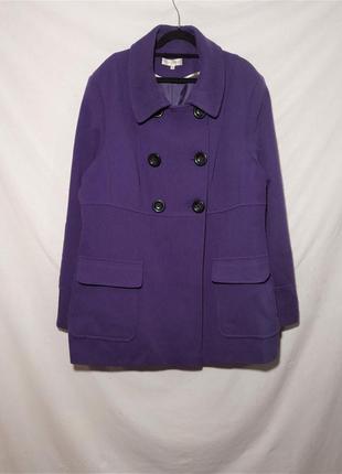 Натуральное шерстяное двубортное короткое пальто полупальто фиолетовое