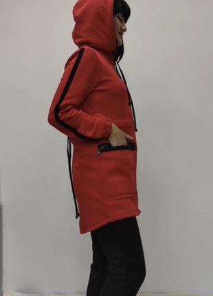 Женский спортивный костюм eze красный с удлинённой кофтой2 фото