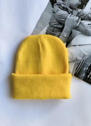 Шапка жіноча жовта подвійна