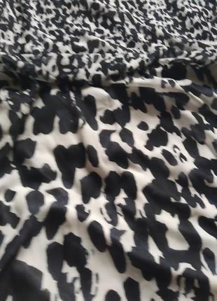 Легке чб плаття, сукня