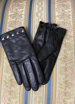 Кожаные перчатки8 фото
