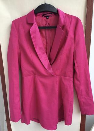 Очень классный малиновый комбинезон - пиджак