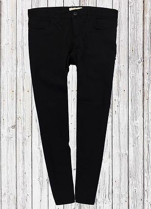 Чёрные стрейчевые плотные джинсы
