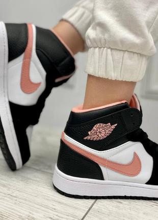 Кроссовки женские nike air jordan 1 retro черные/розовые (найк аир джордан, кроссівки)4 фото