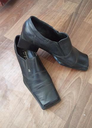 Кожаные туфли размер 39,5 -40