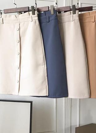 Шикарна спідниця з гудзиками