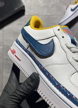 Женские осенние кожаные кроссовки nike air force 1 swoosh 🆕белые с синим найк аир форс6 фото