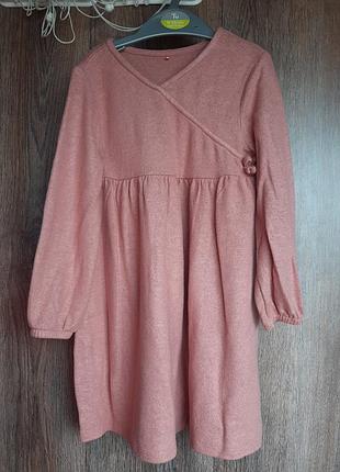 Теплое платье с длинным  рукавом